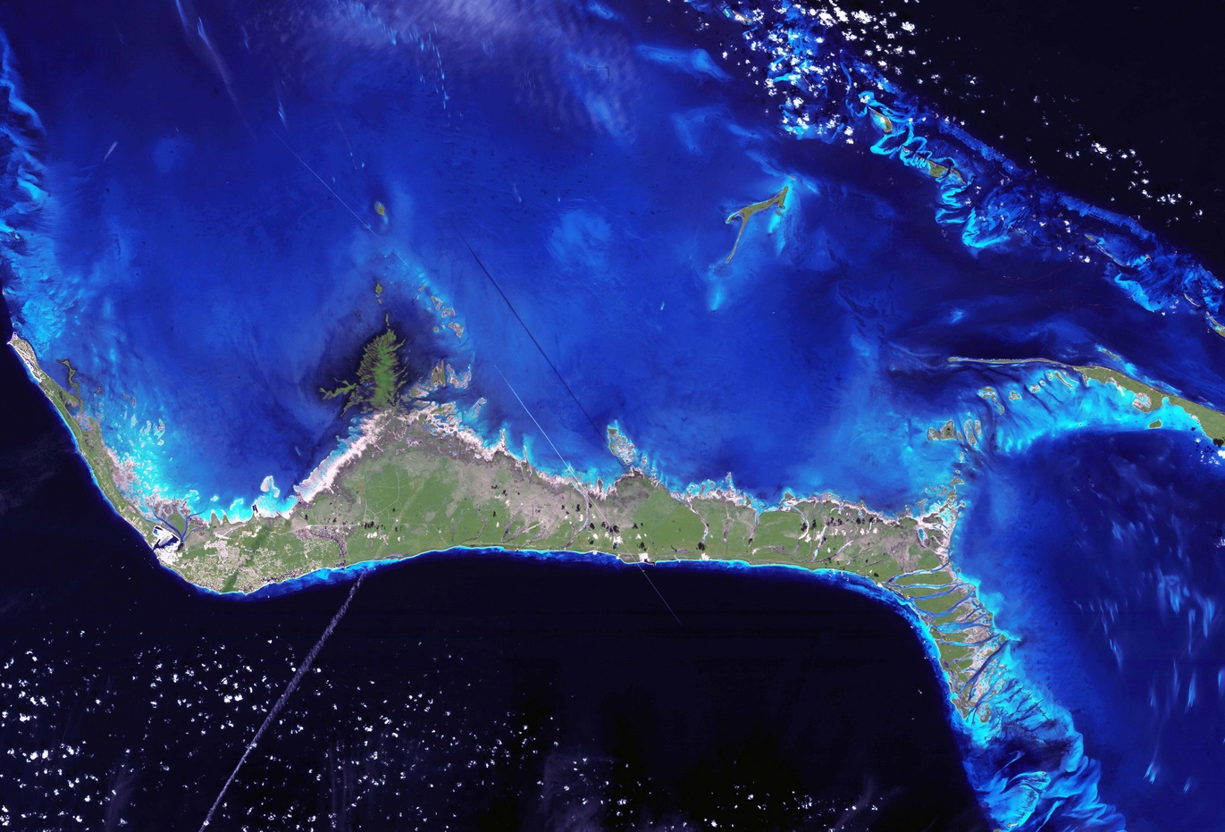 Остров Большой Багама. Deimos-1
