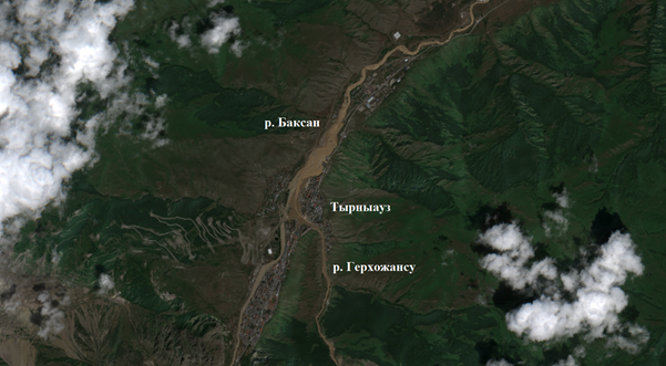 Рис. 1. Фрагмент Sentinel-2A от 22.07.2025 г. у города Тырныауз 